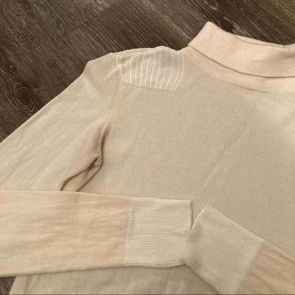 Rag & Bone Turtleneck Top Size Medium - Picture 2 of 3